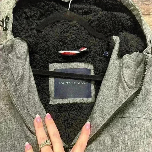 Tommy Hilfiger Gray Casual Sporty Jacket Size Medium - Picture 4 of 5